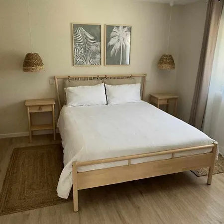 180 Guest Vendégház Ovar